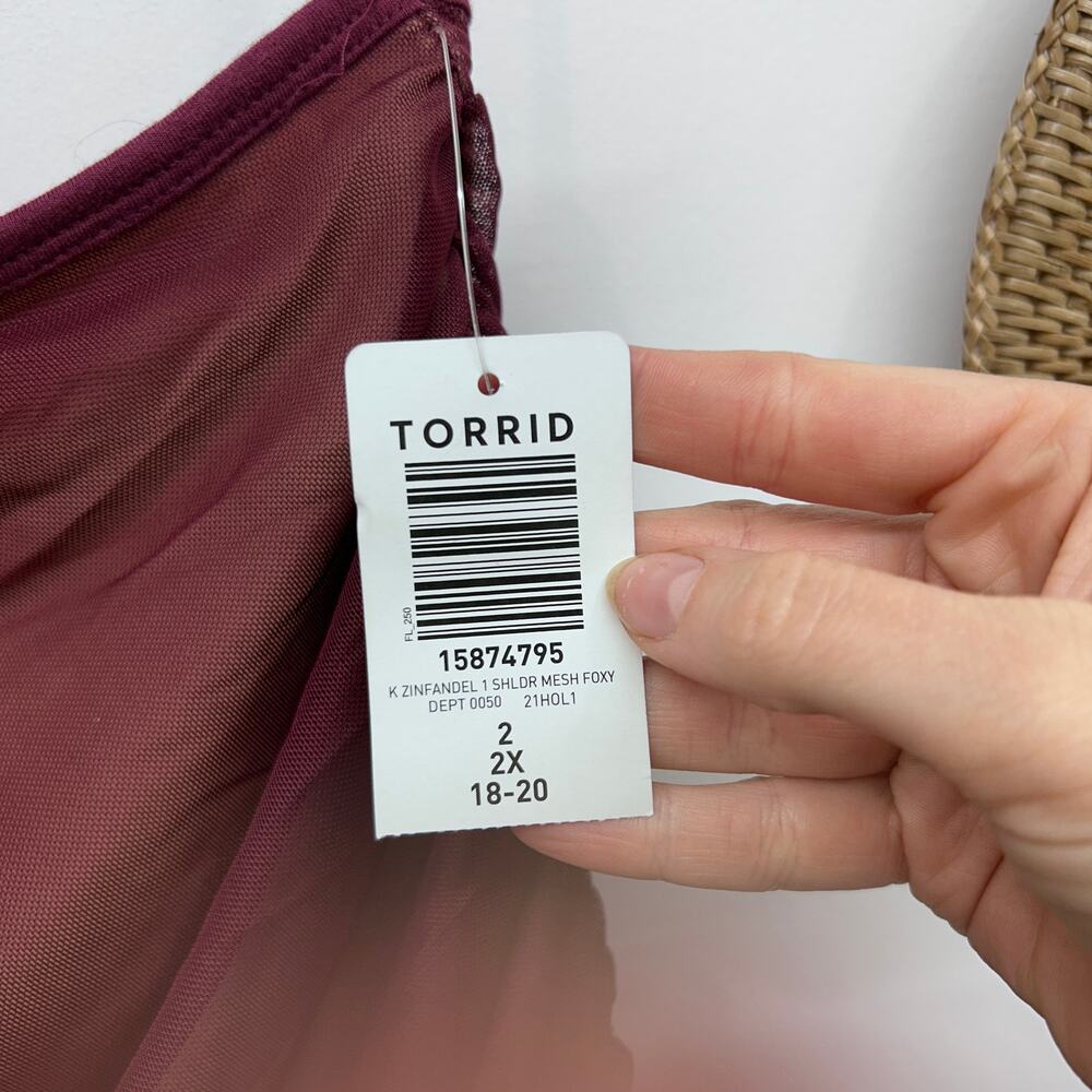NEW Torrid Ruched One Shoulder Tank Top Plus Size 2X Maroon Red Cinched - Picture 4 of 5
